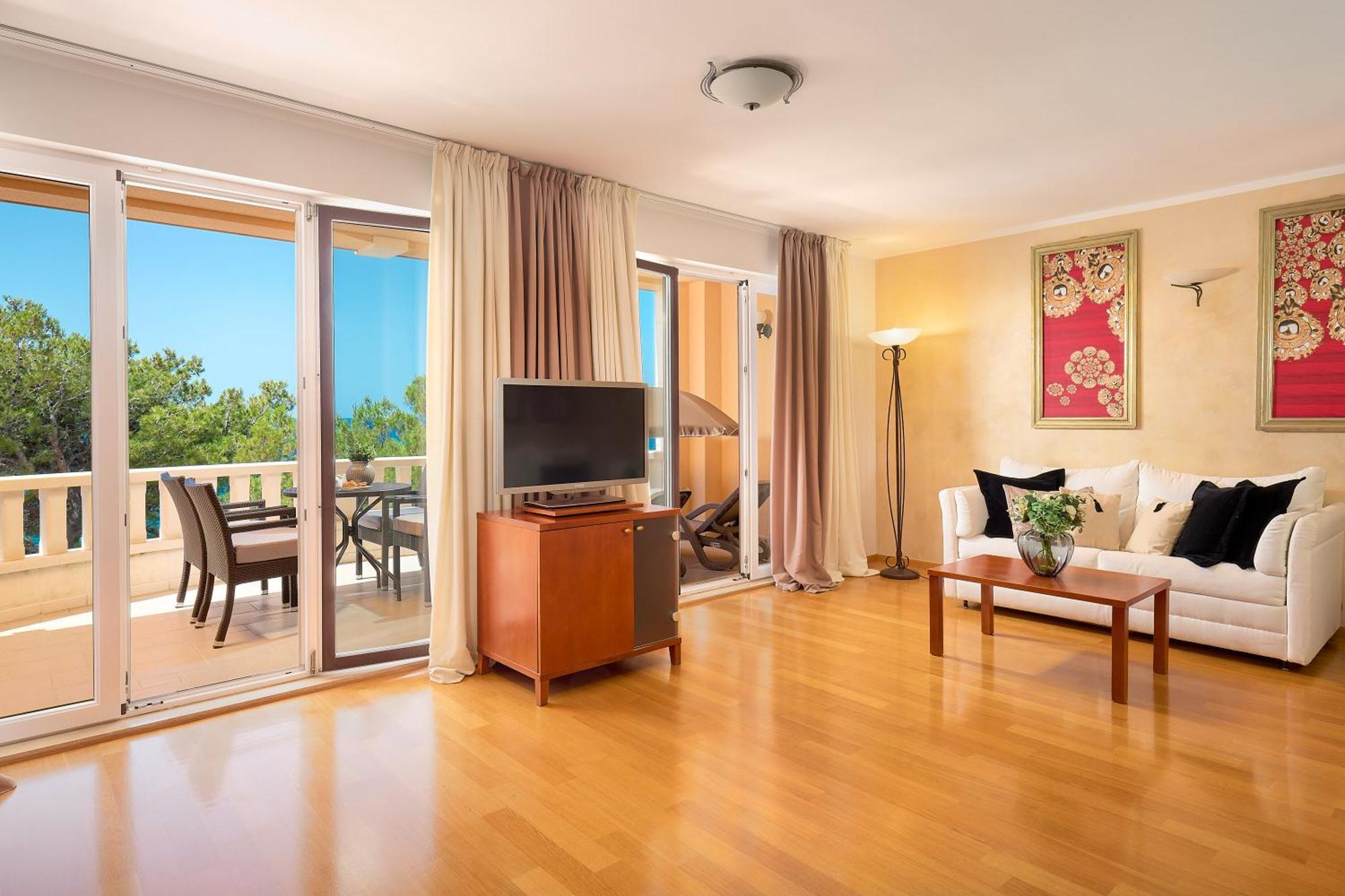 Junior Suite Balcony Sea View